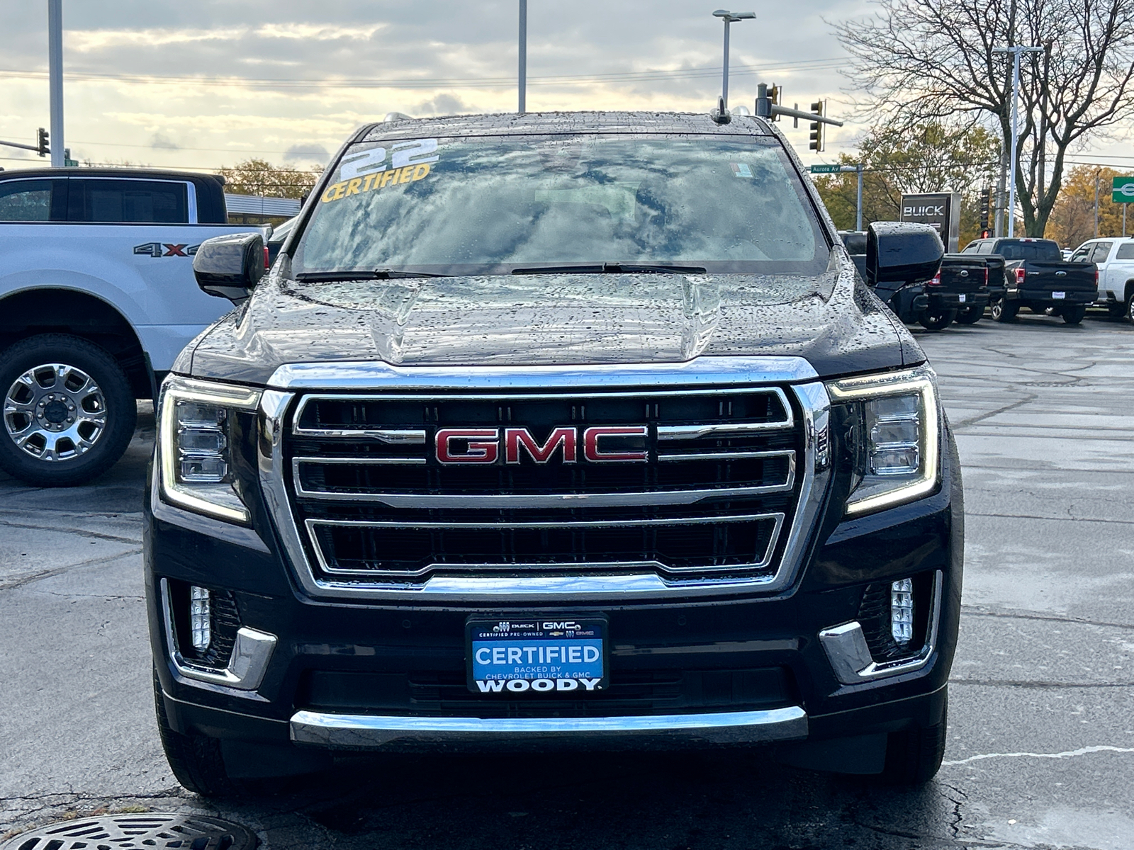 2022 GMC Yukon XL SLT 3