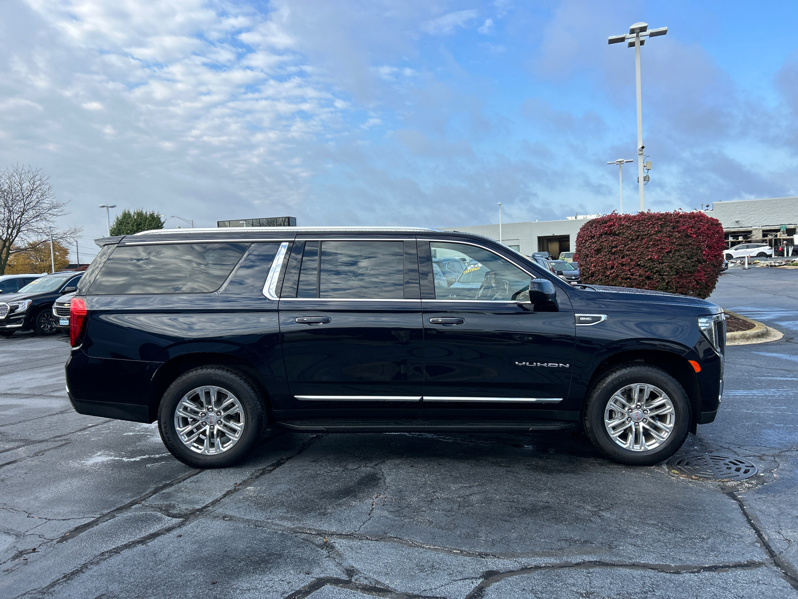 2022 GMC Yukon XL SLT 9