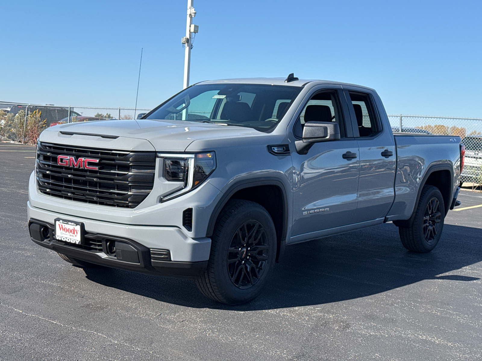 2025 GMC Sierra 1500 Pro 4