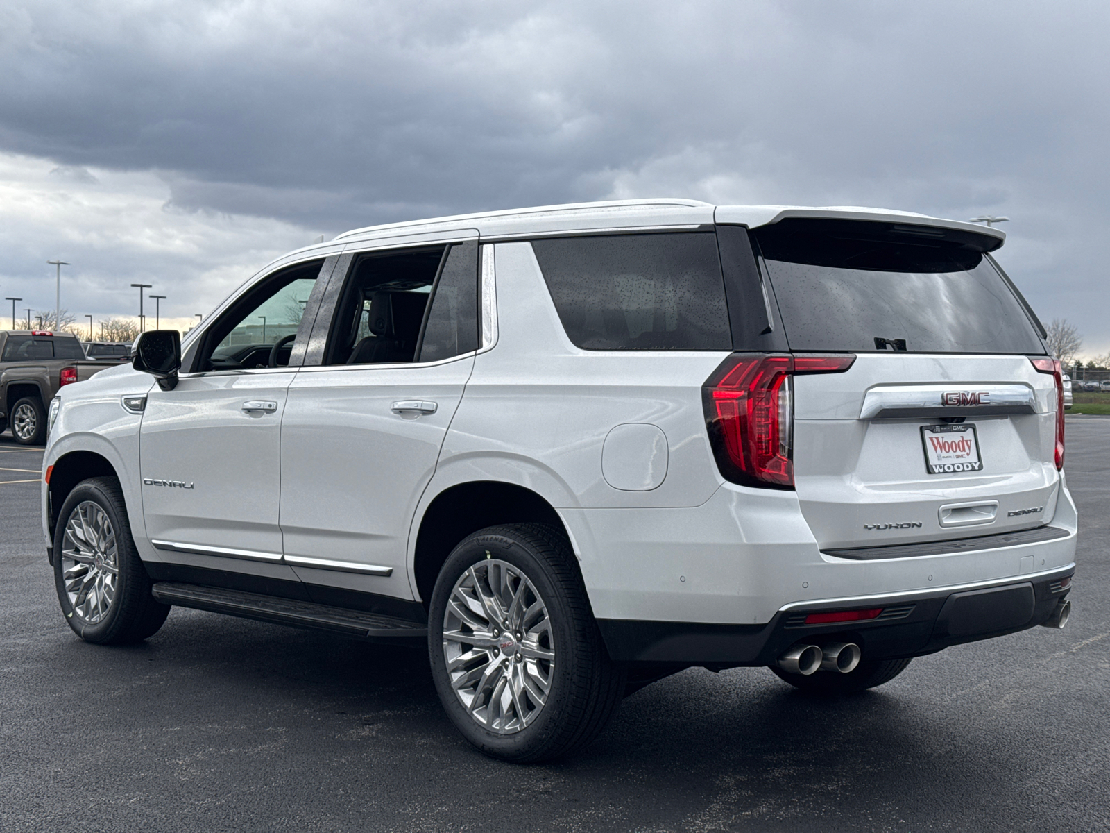 2024 GMC Yukon Denali 6