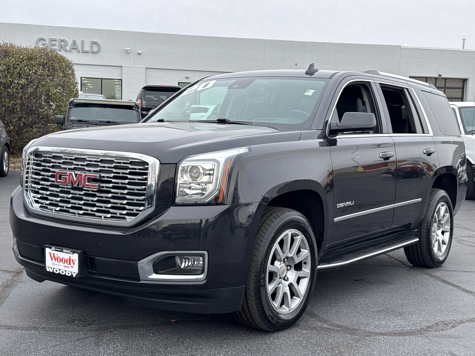 2020 GMC Yukon Denali 4