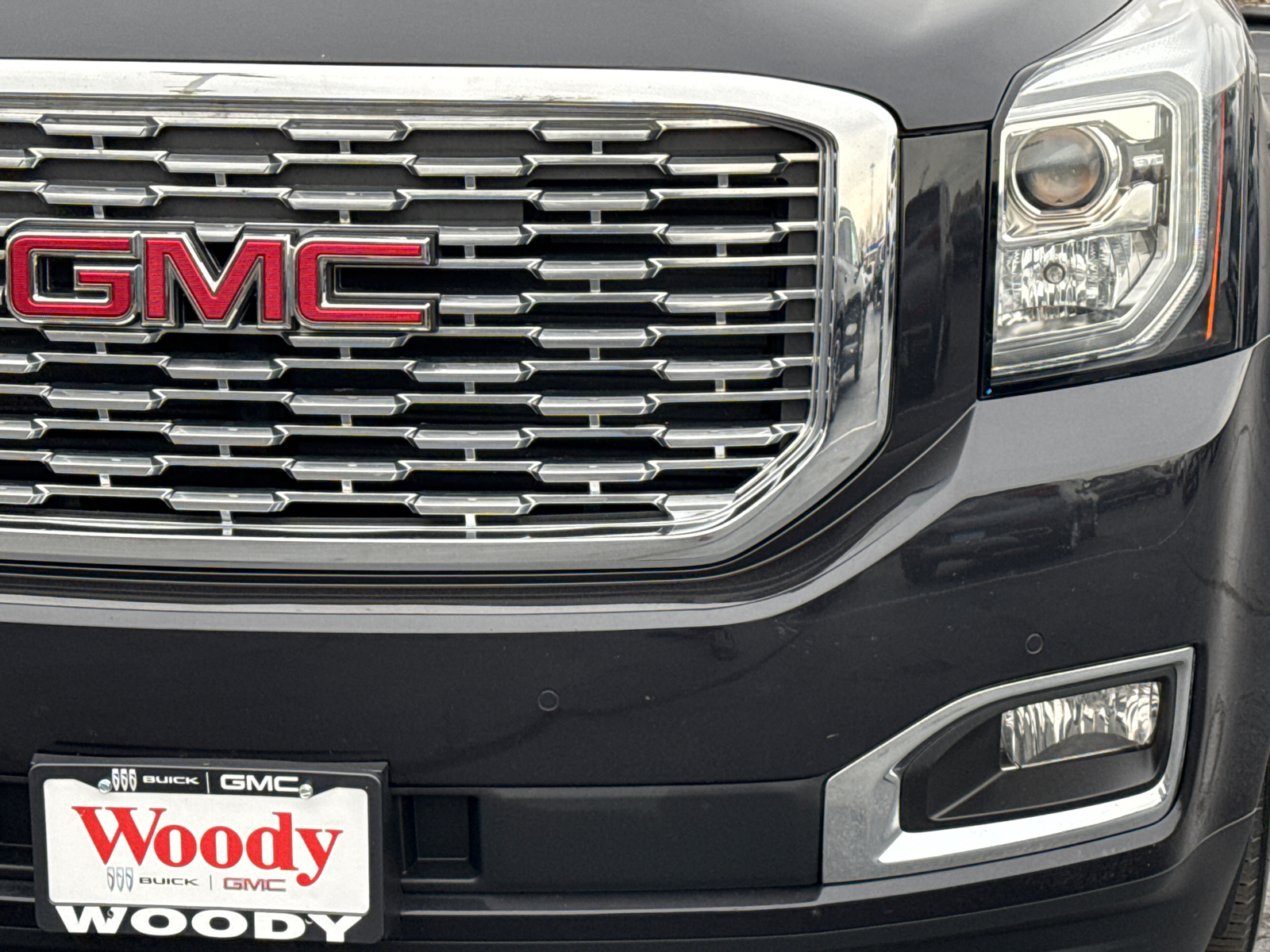 2020 GMC Yukon Denali 11