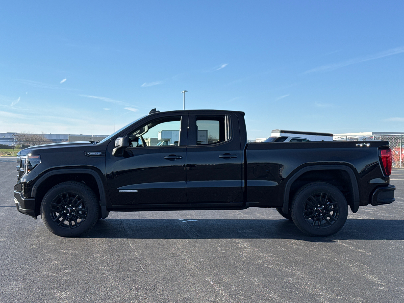 2025 GMC Sierra 1500 Elevation 5