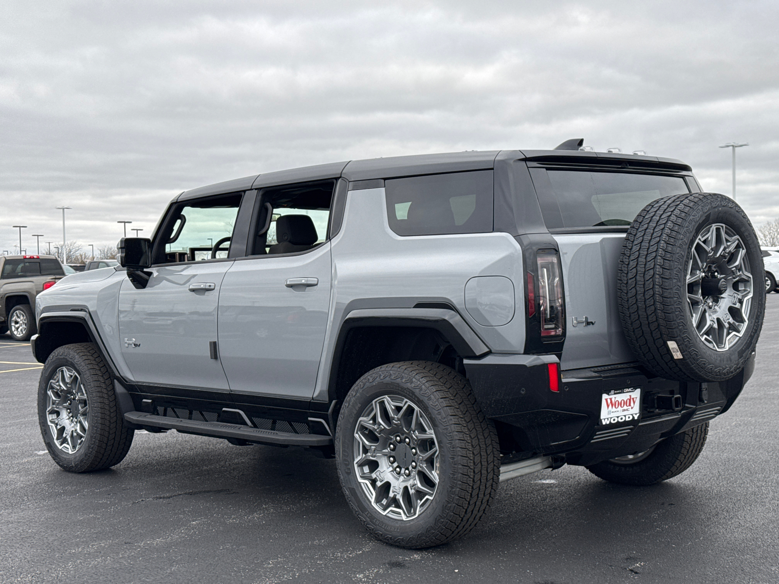 2025 GMC Hummer EV SUV 3X 6