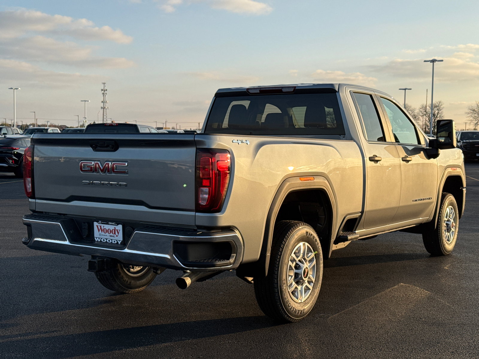 2025 GMC Sierra 2500HD Pro 8