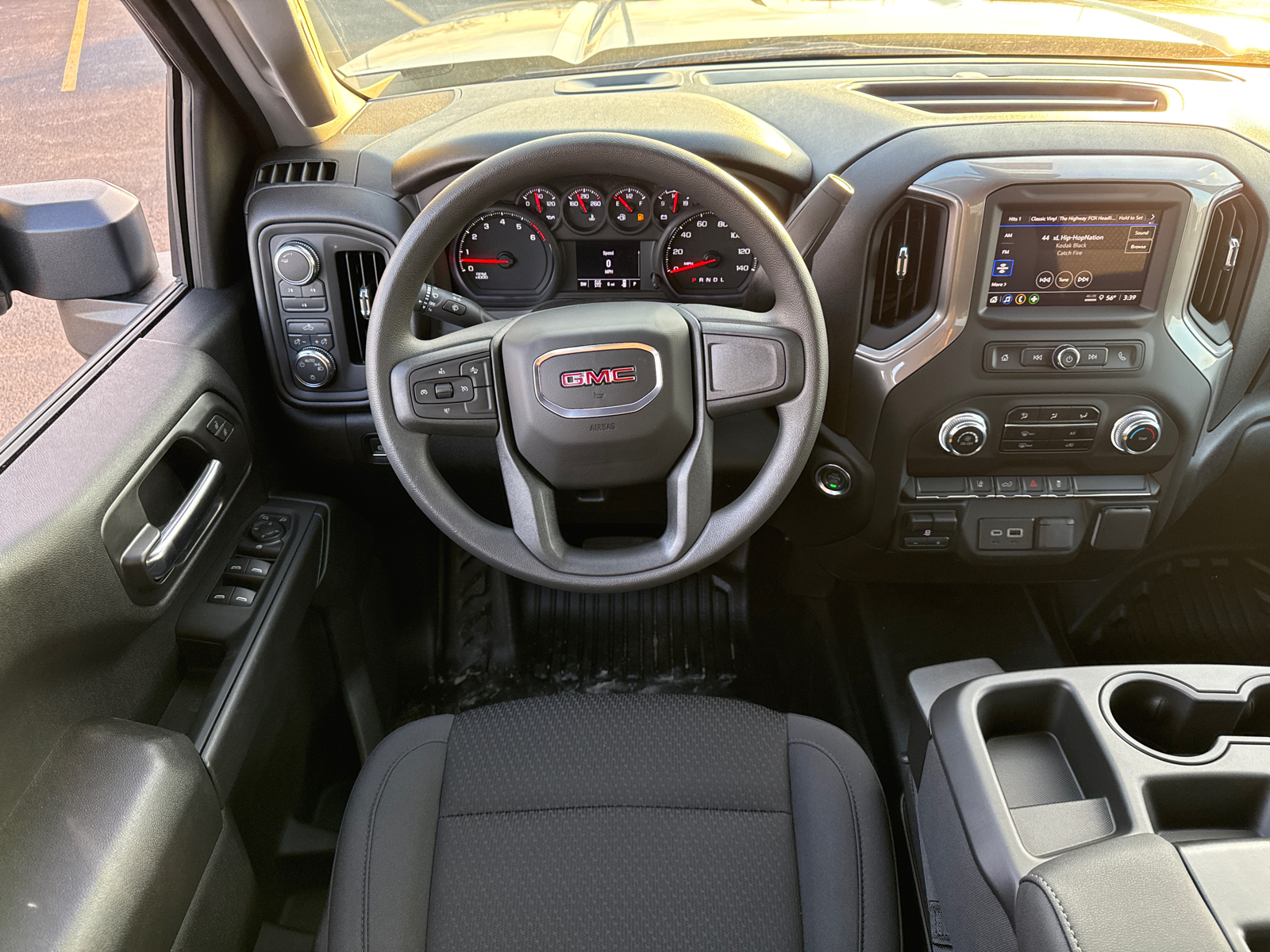 2025 GMC Sierra 2500HD Pro 25