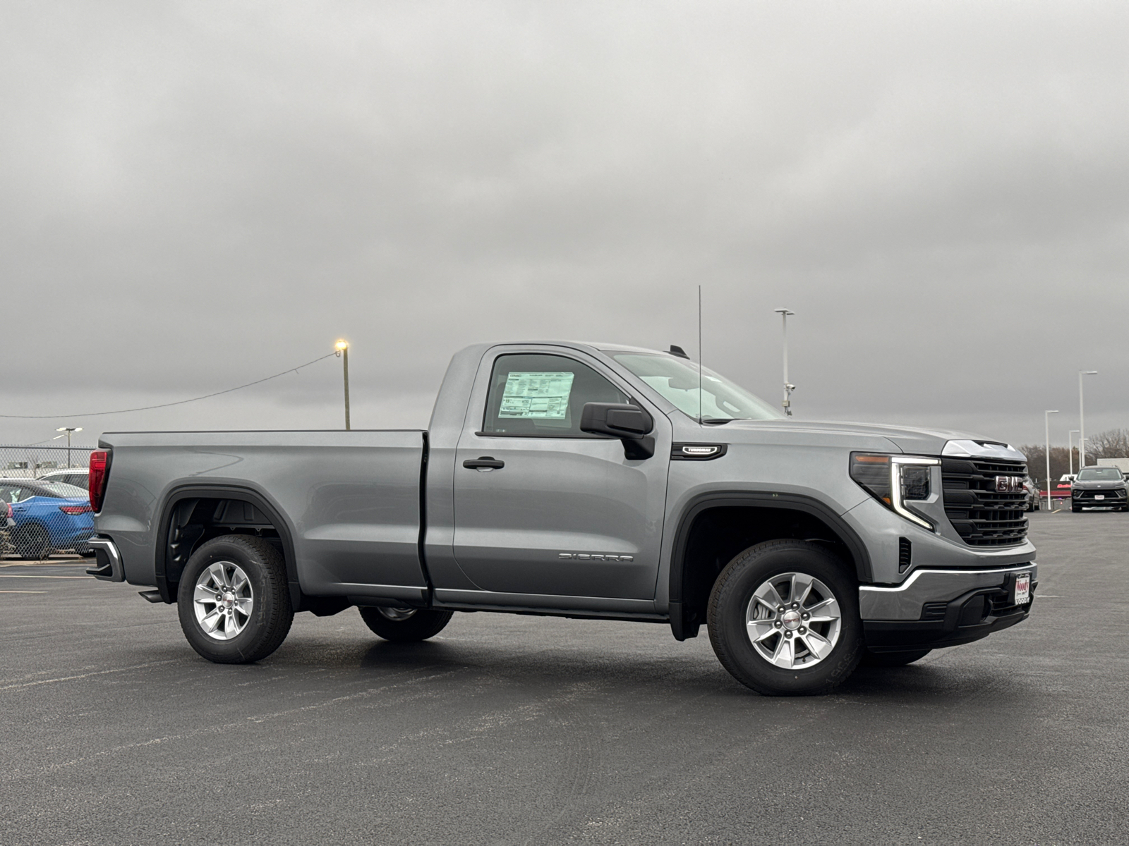 2025 GMC Sierra 1500 Pro 2