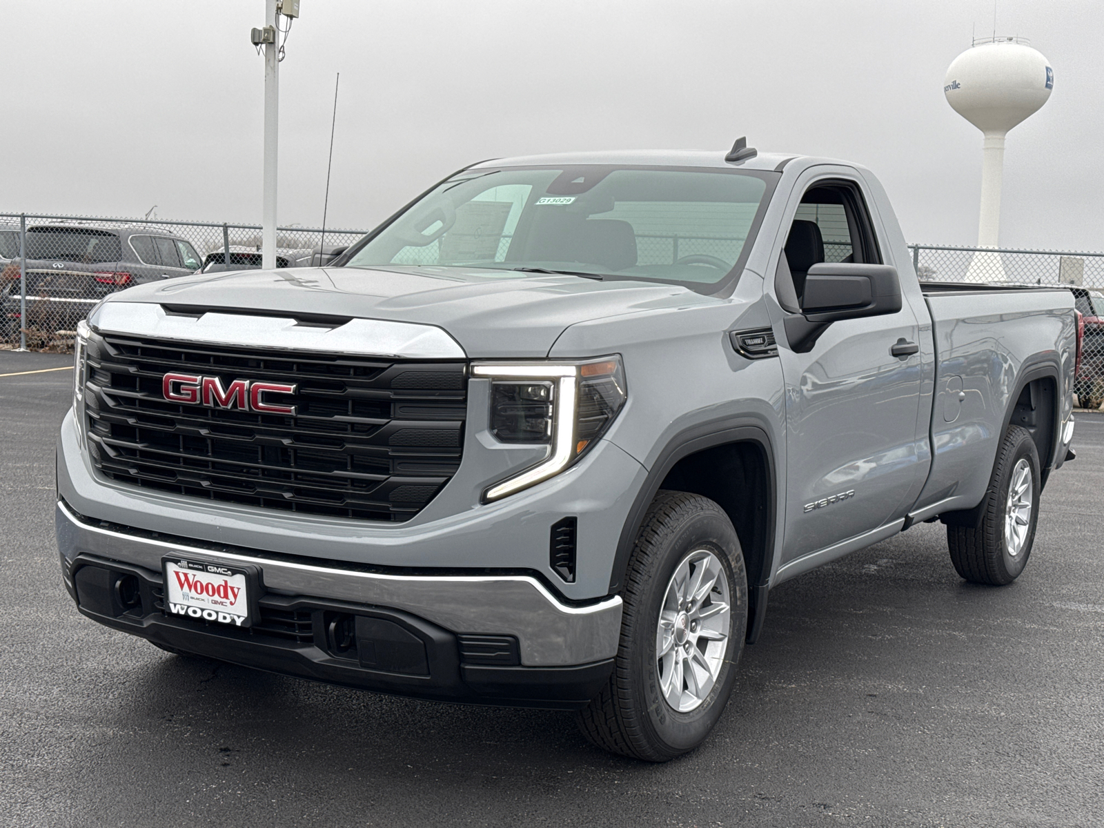 2025 GMC Sierra 1500 Pro 4