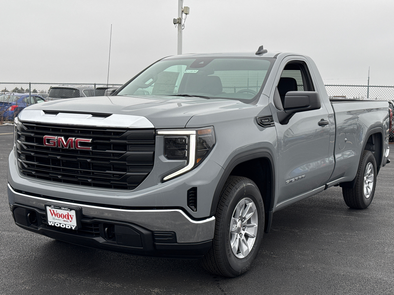 2025 GMC Sierra 1500 Pro 4