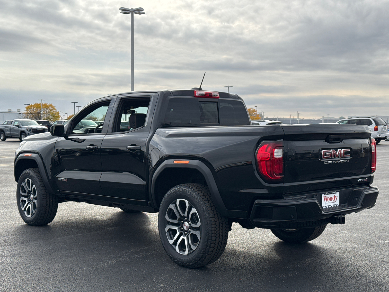 2024 GMC Canyon AT4 6