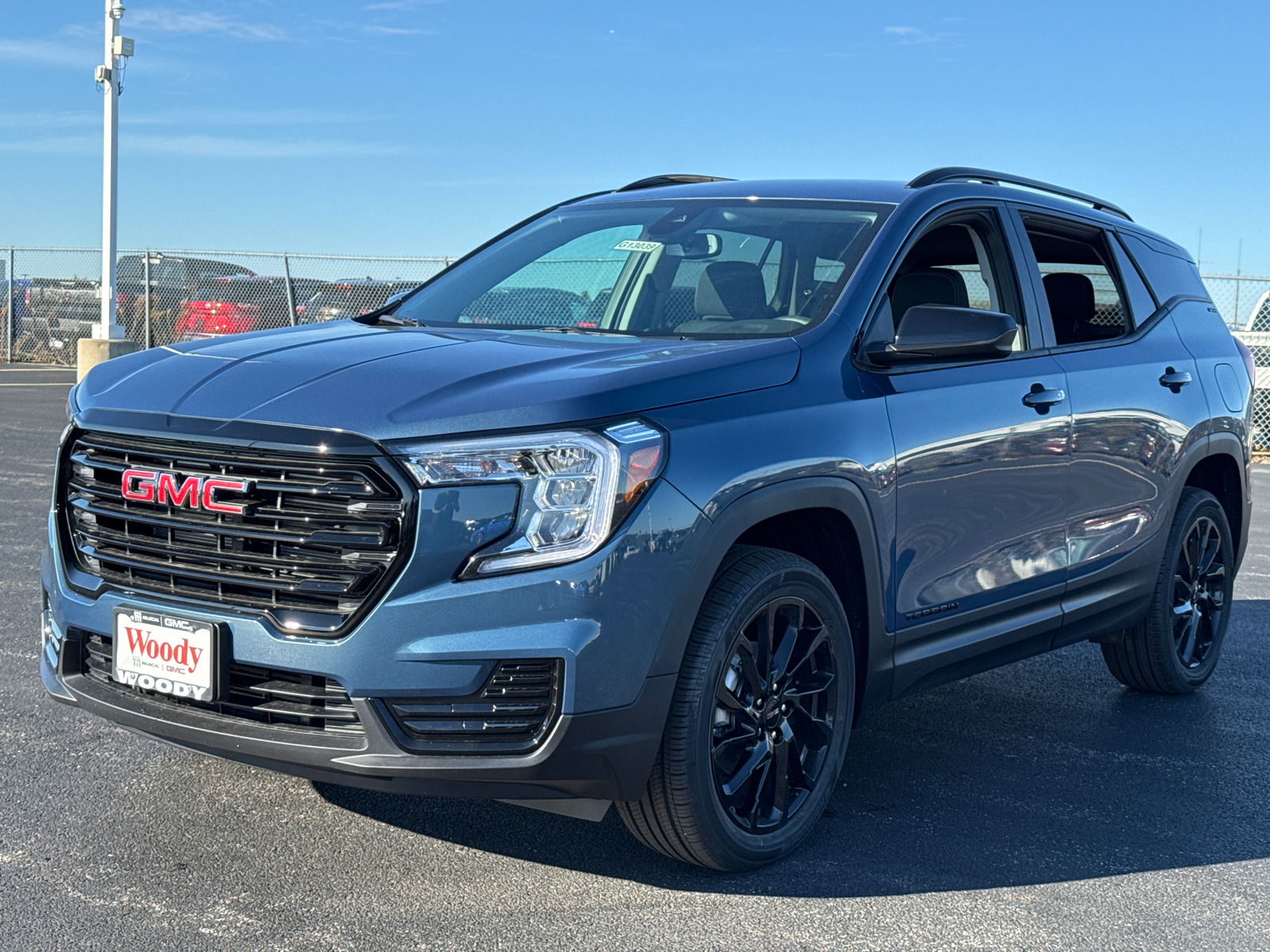 2024 GMC Terrain SLE 4