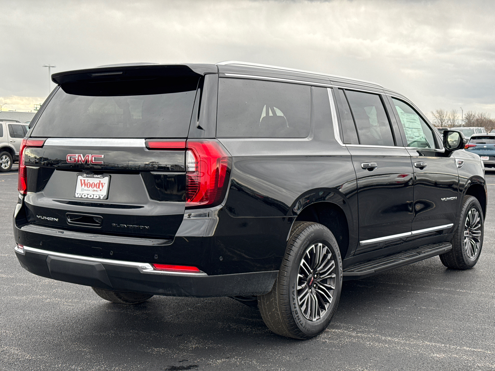 2025 GMC Yukon XL Elevation 8