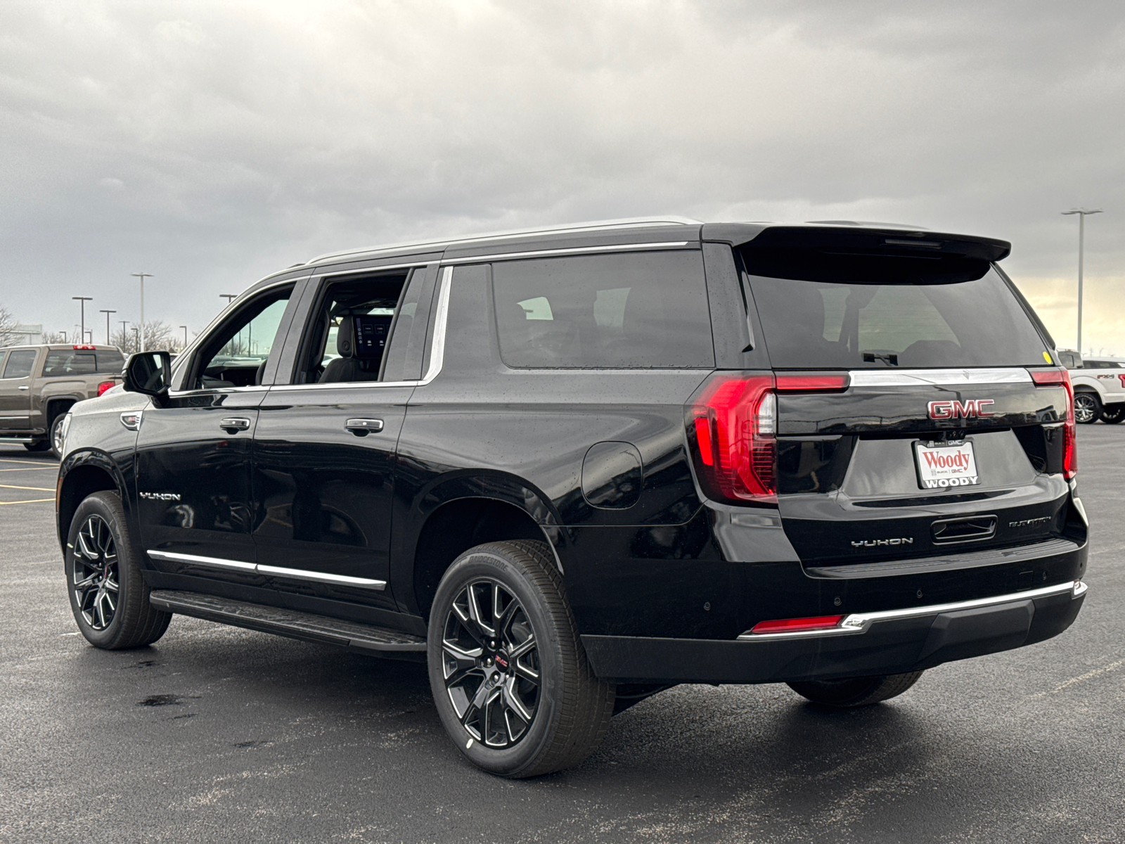 2025 GMC Yukon XL Elevation 6