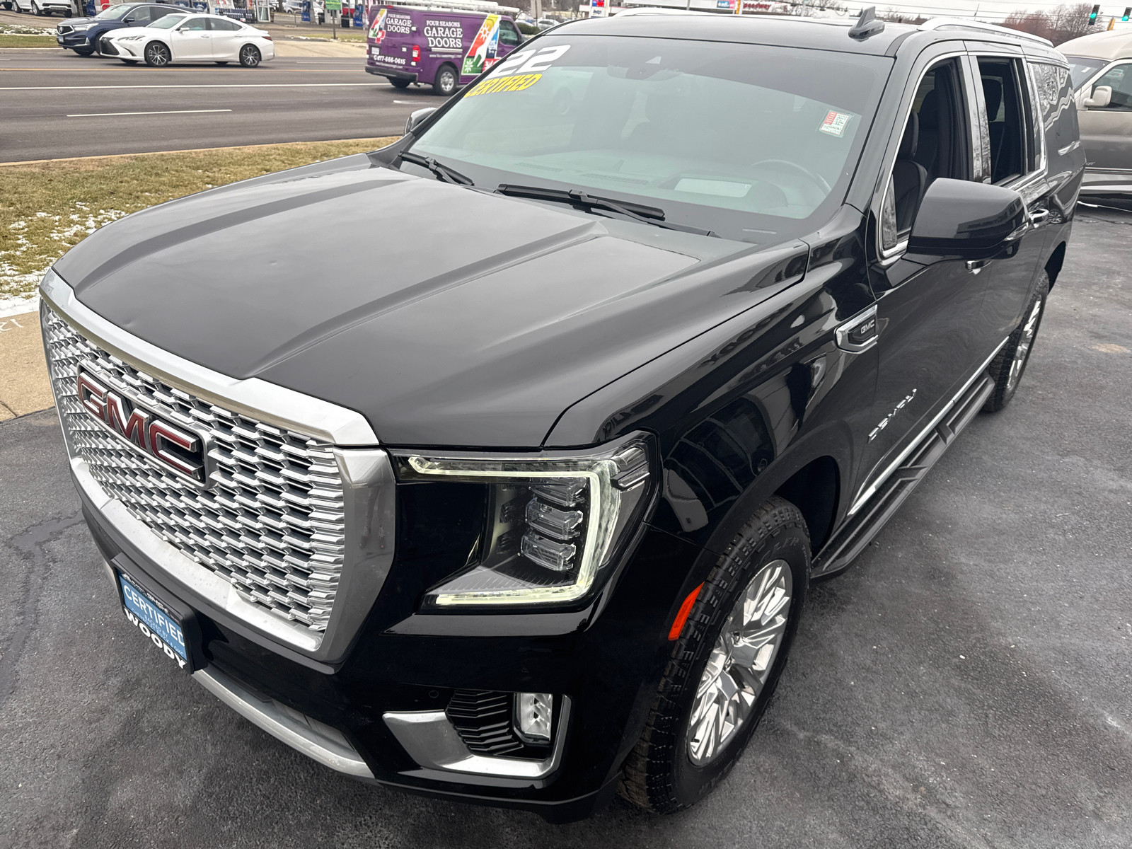 2022 GMC Yukon XL Denali 10