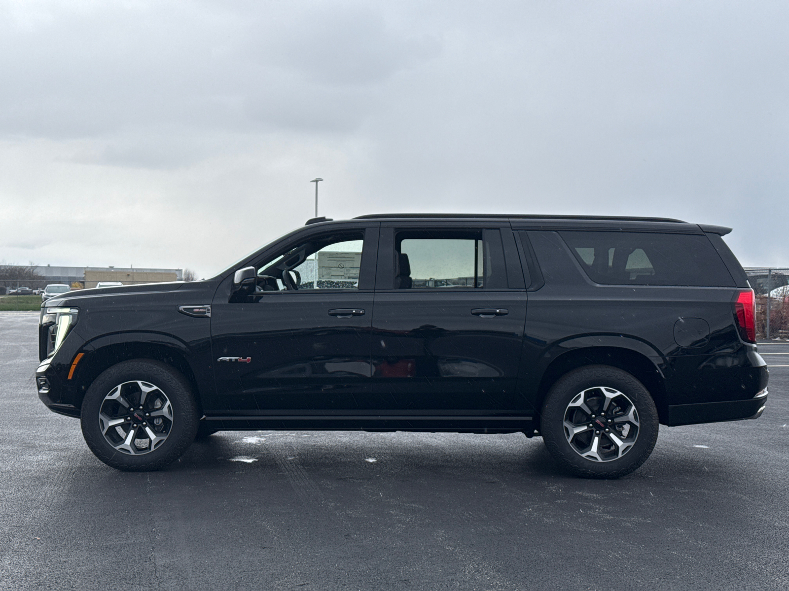 2025 GMC Yukon XL AT4 5