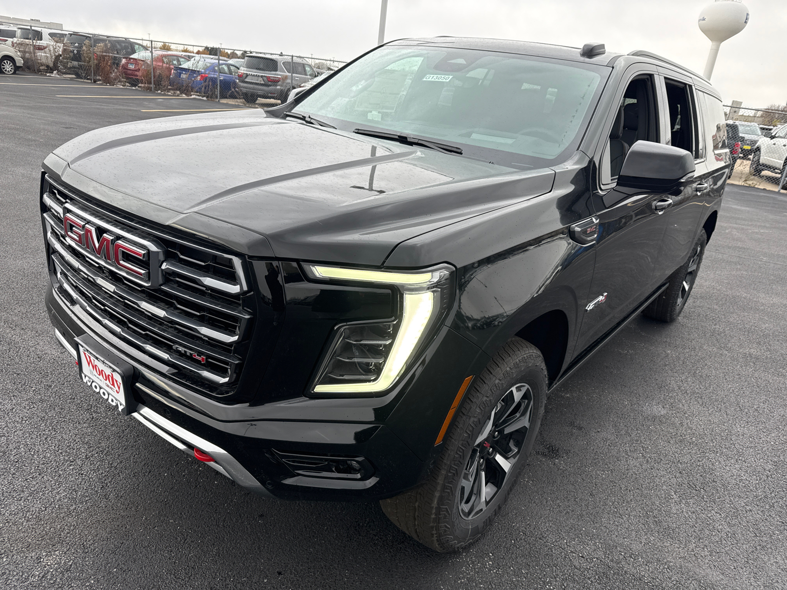 2025 GMC Yukon XL AT4 10