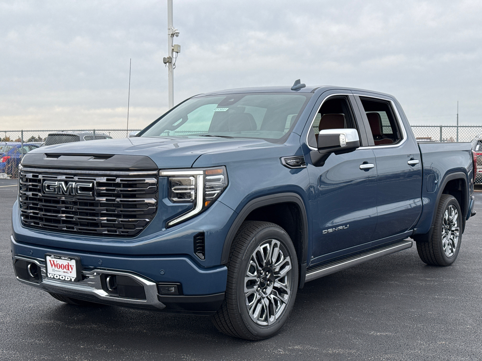 2025 GMC Sierra 1500 Denali Ultimate 4