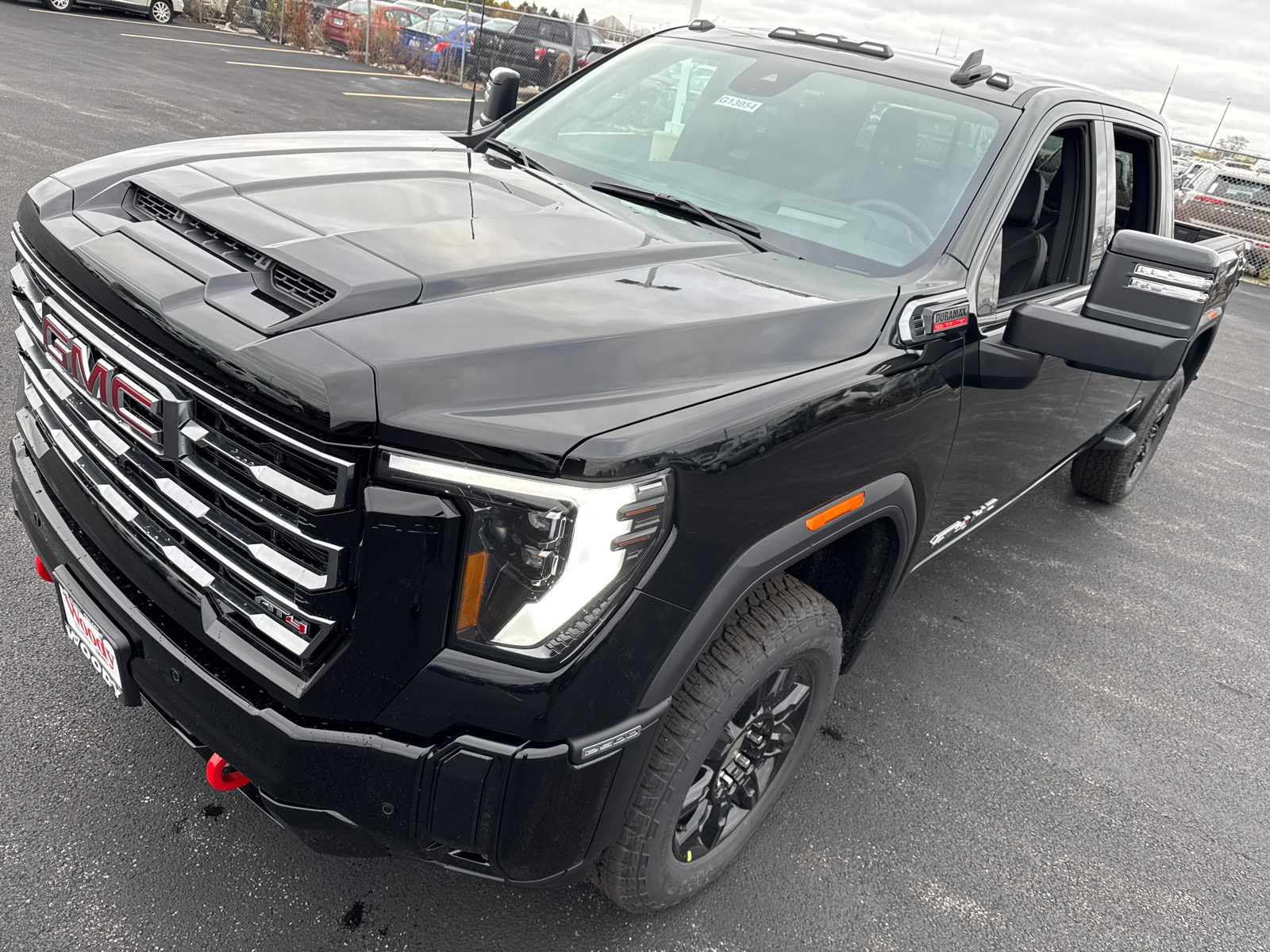 2025 GMC Sierra 2500HD AT4 10