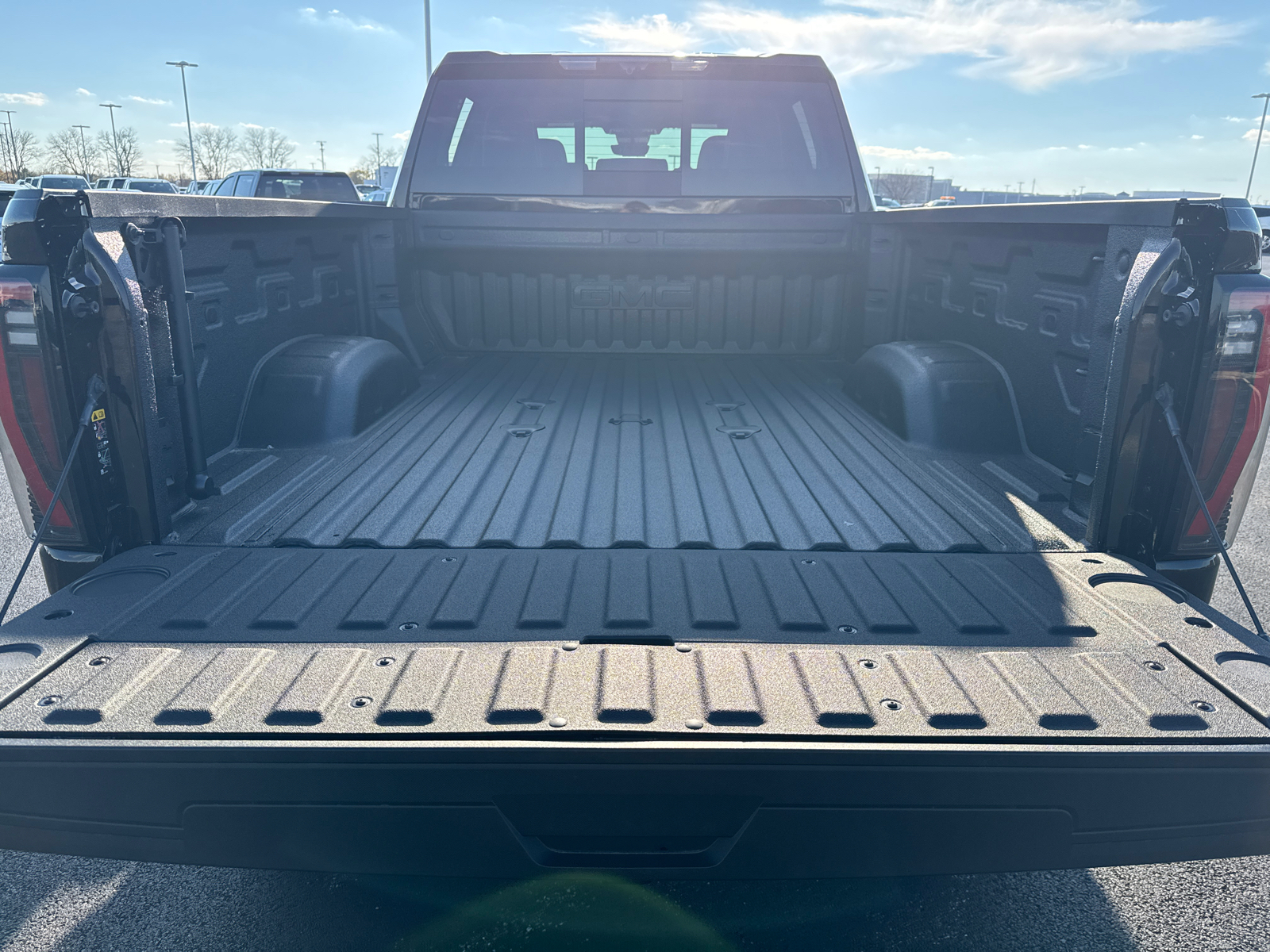 2025 GMC Sierra 2500HD AT4X 37