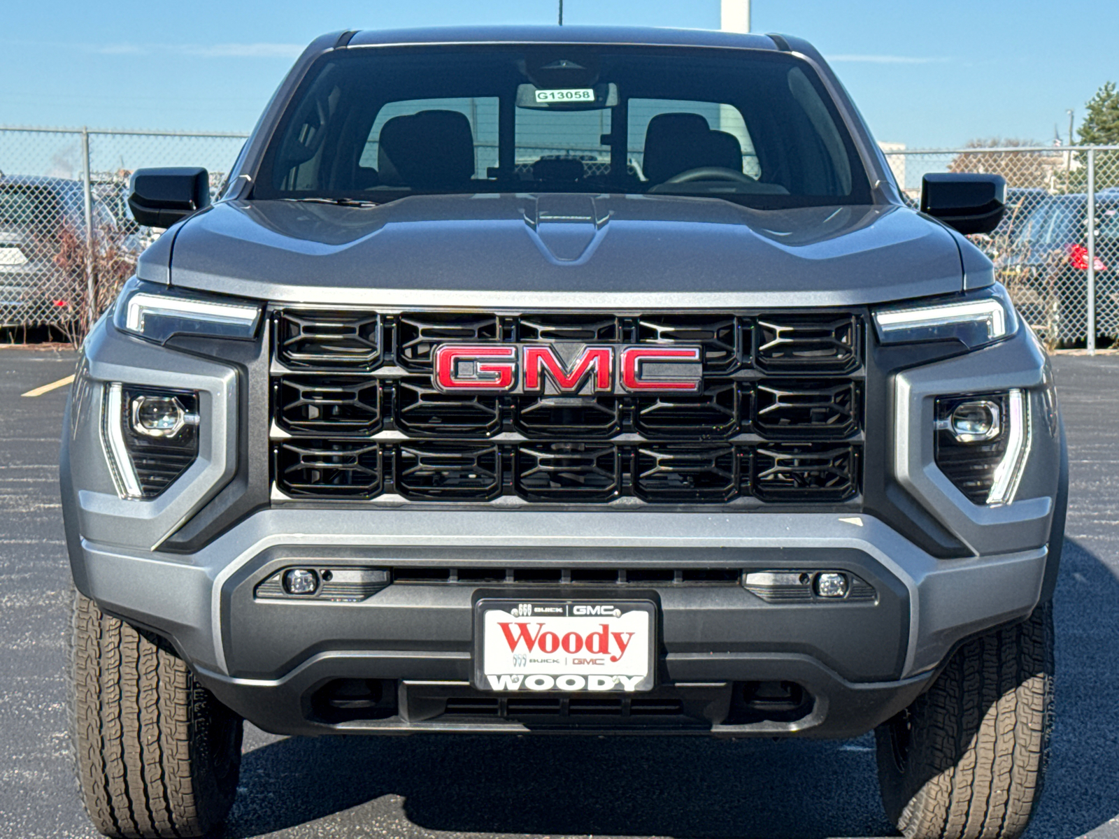 2024 GMC Canyon Elevation 3