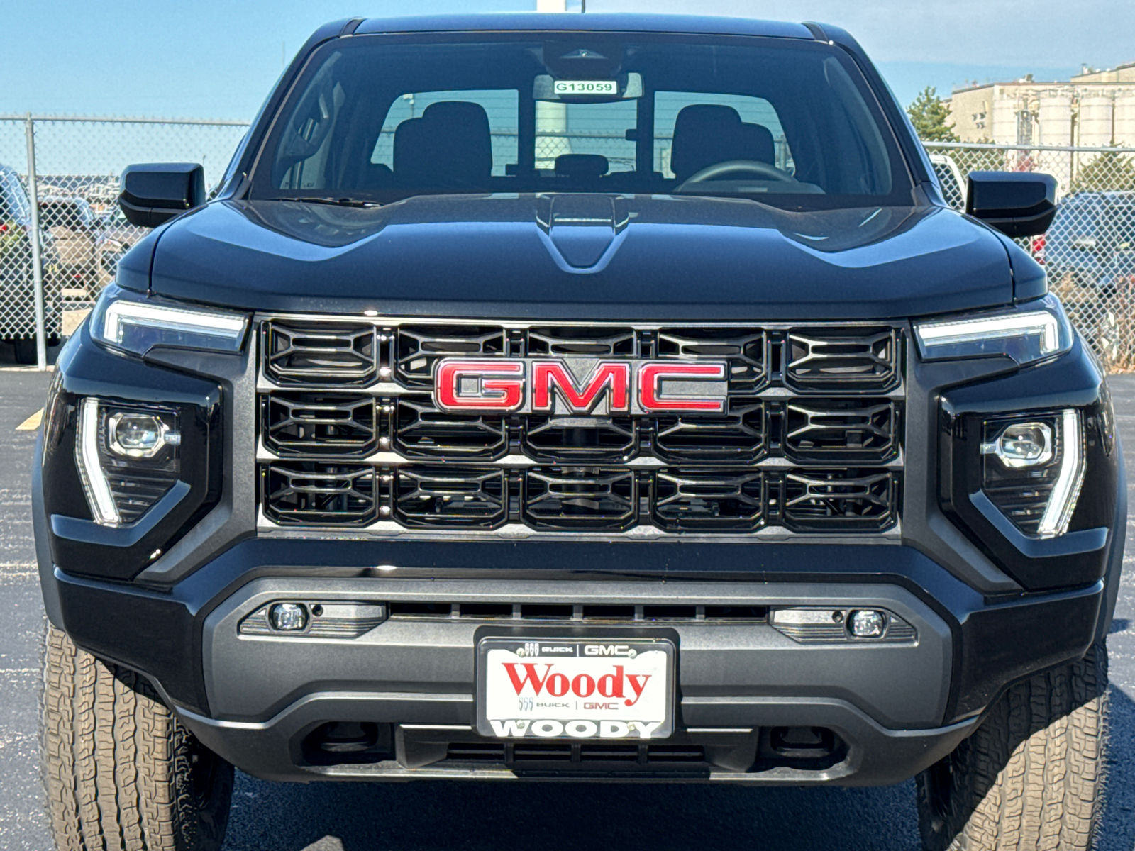 2024 GMC Canyon Elevation 3