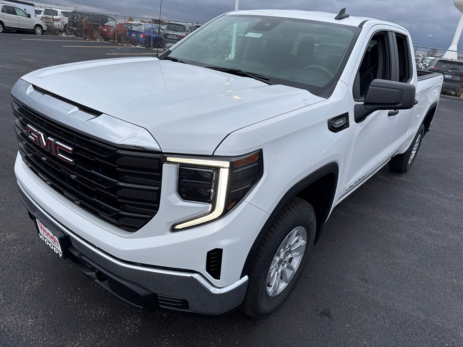 2025 GMC Sierra 1500 Pro 10