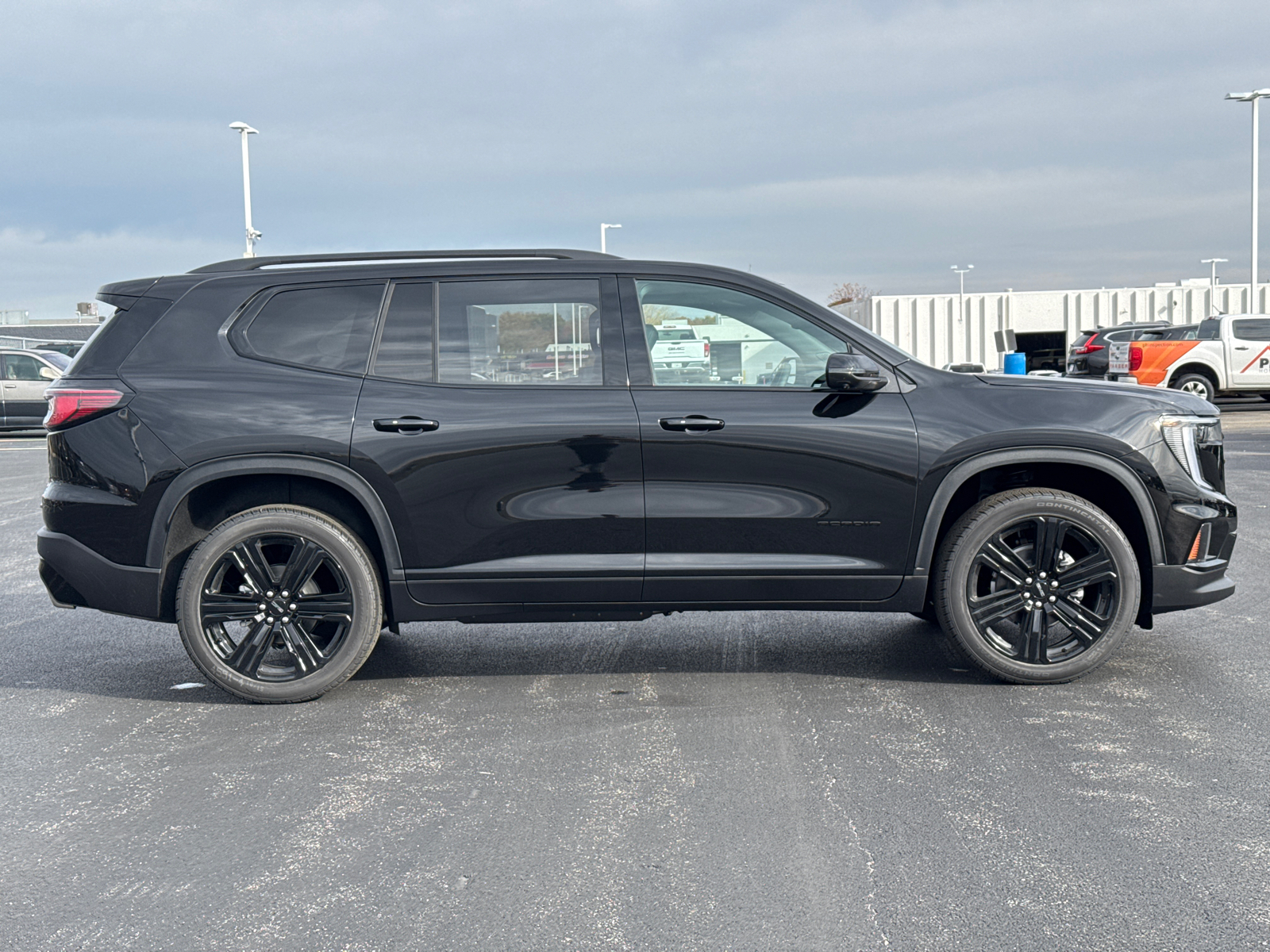 2024 GMC Acadia Elevation 9