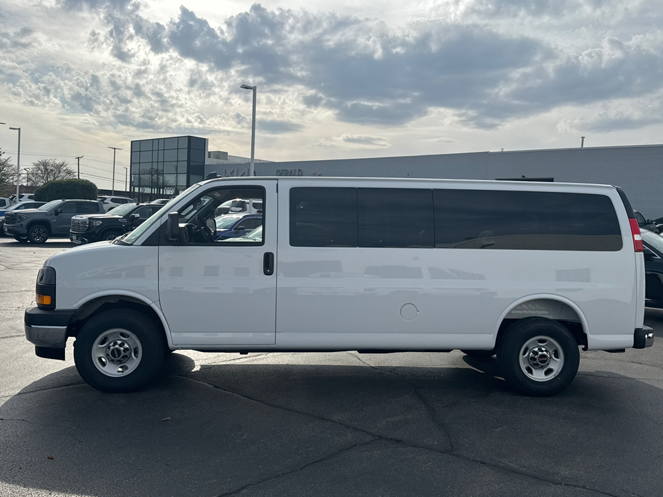 2025 GMC Savana 3500 LT 5