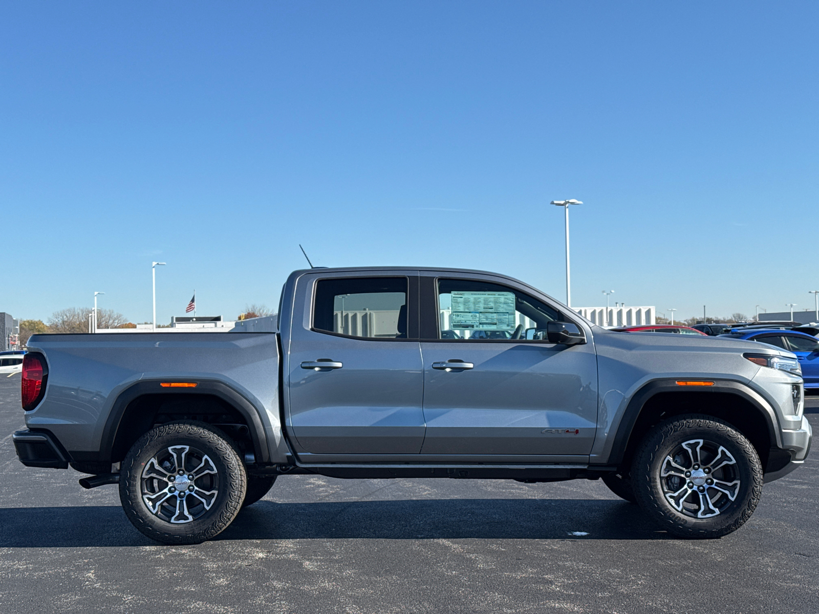 2024 GMC Canyon AT4 9