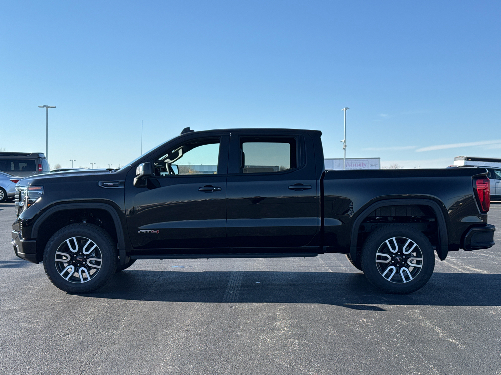 2025 GMC Sierra 1500 AT4 5