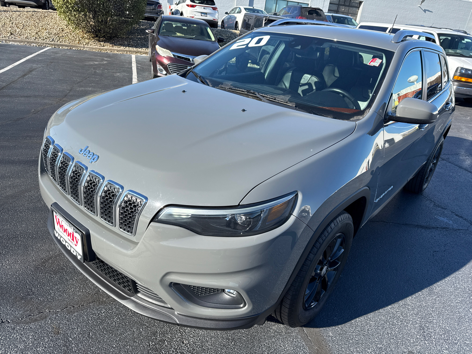 2020 Jeep Cherokee Latitude Plus 10