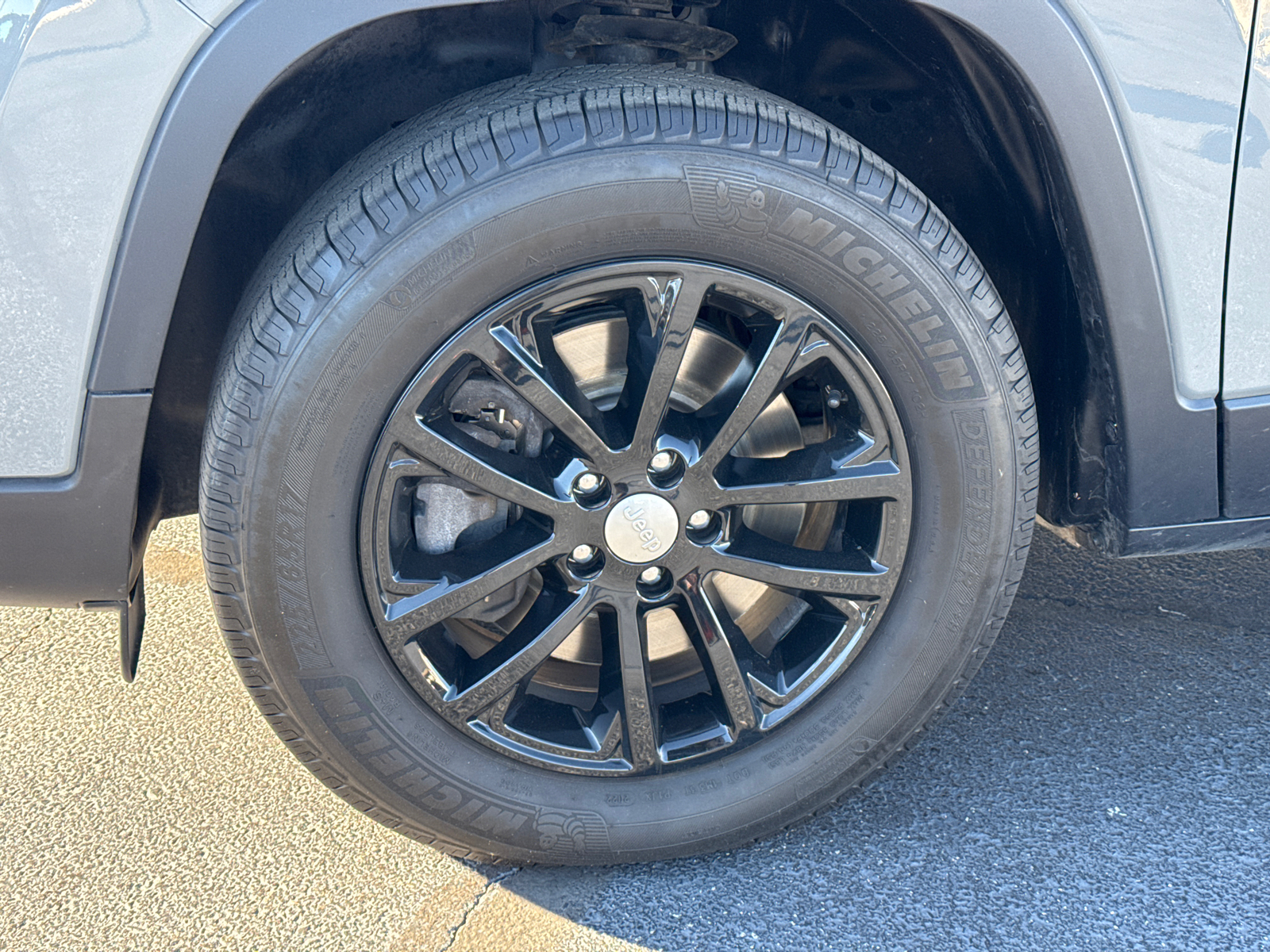 2020 Jeep Cherokee Latitude Plus 12