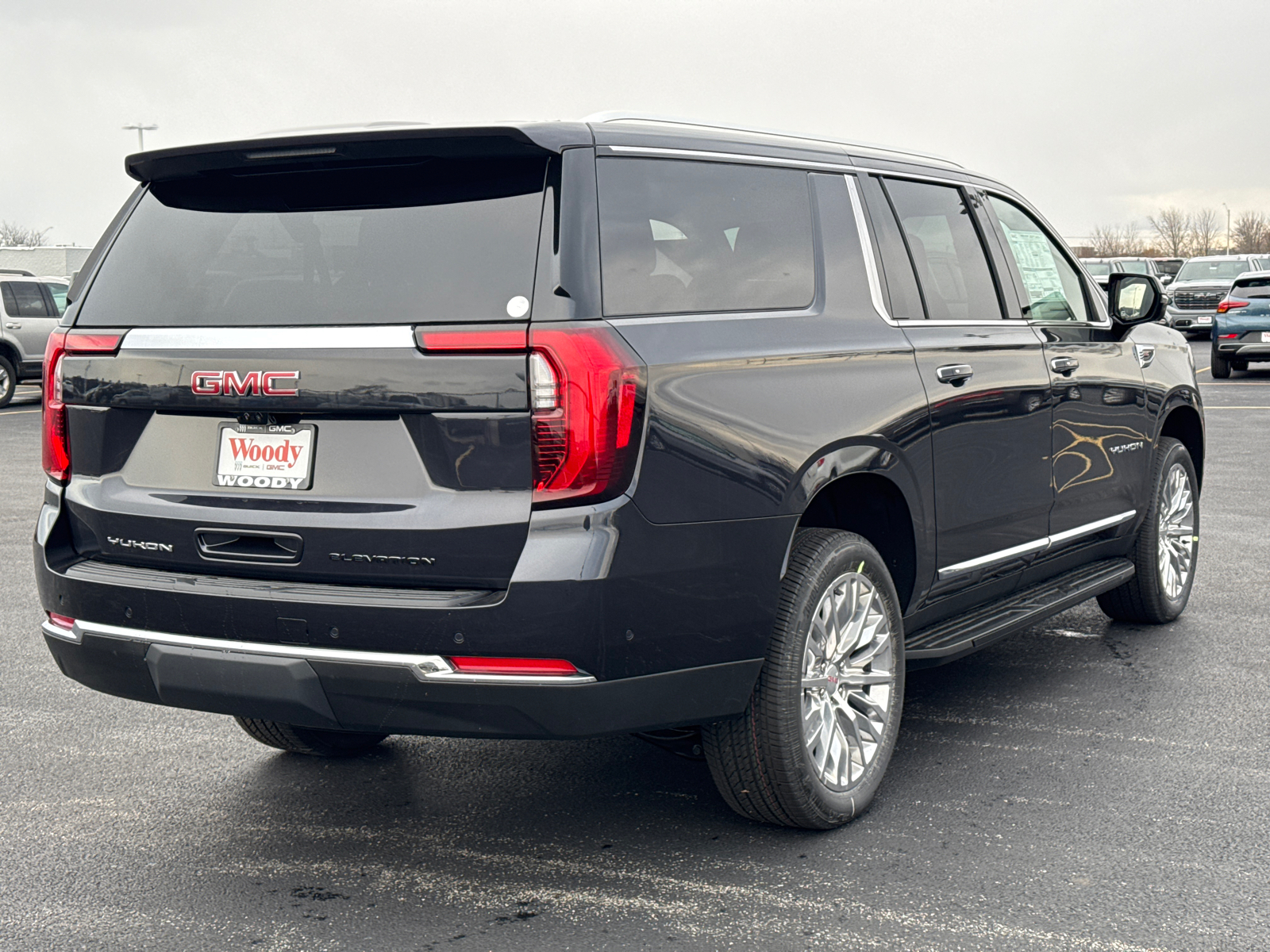 2025 GMC Yukon XL Elevation 8