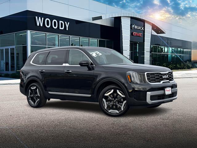 2023 Kia Telluride S 1