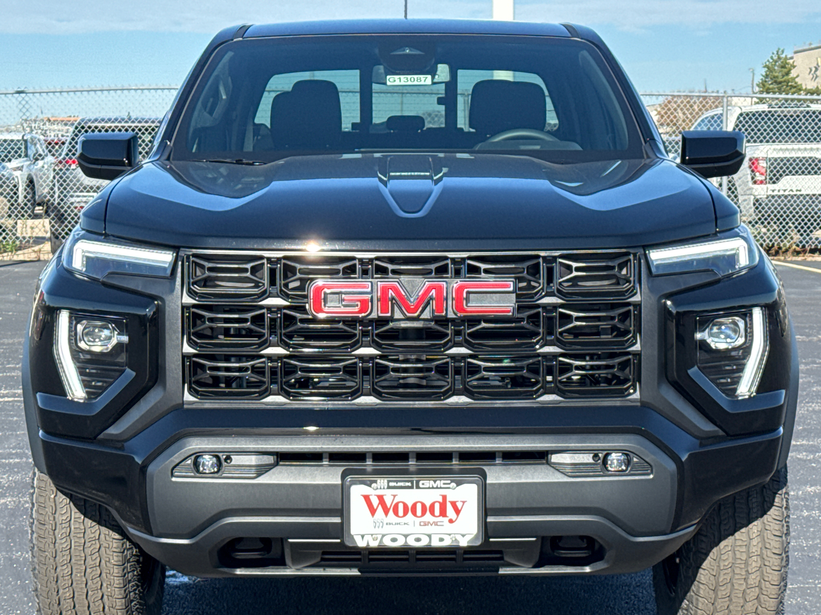 2024 GMC Canyon Elevation 3