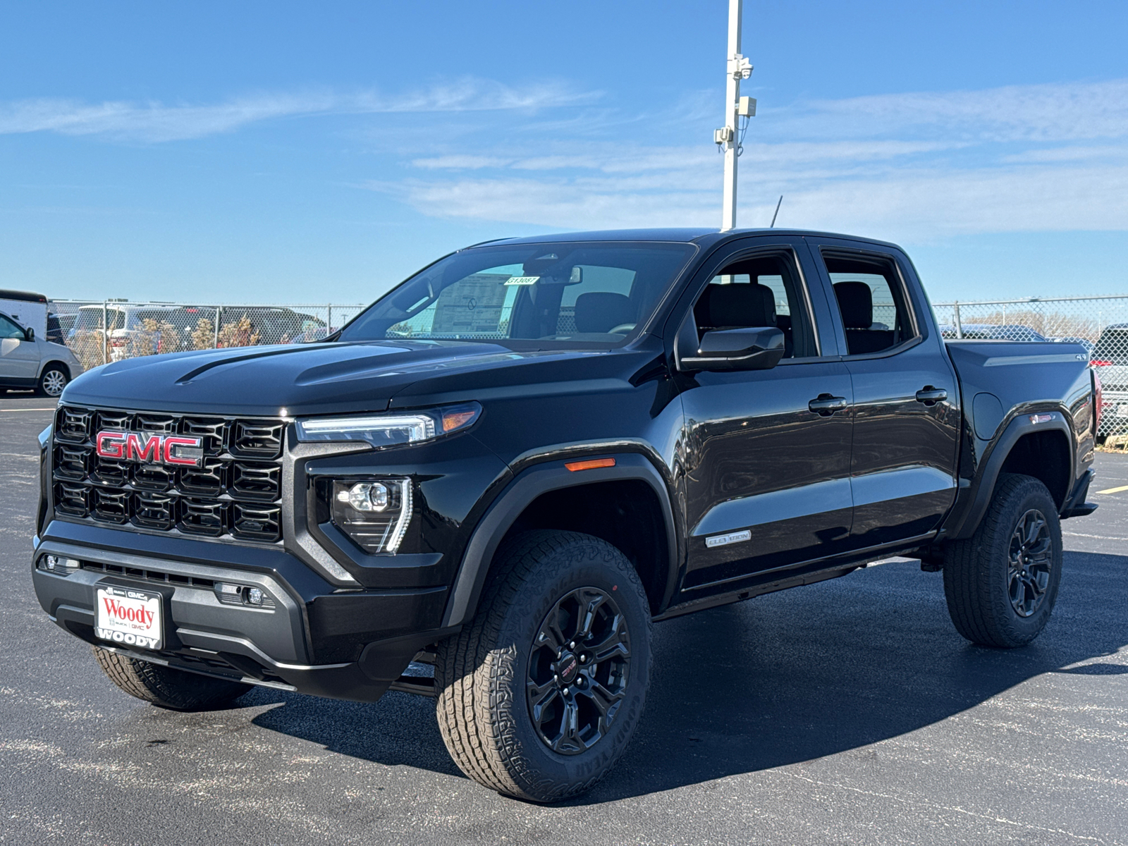 2024 GMC Canyon Elevation 4