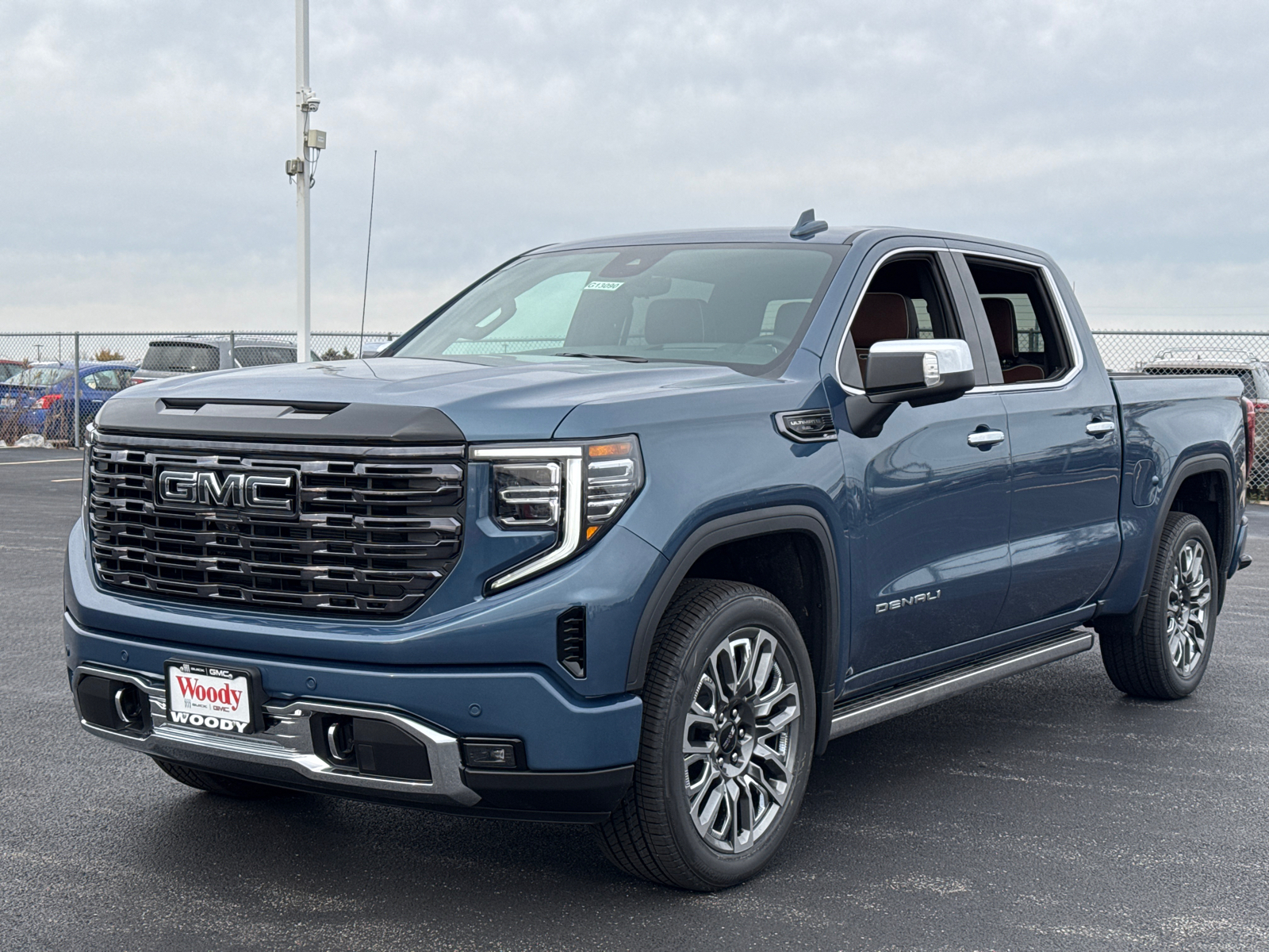 2025 GMC Sierra 1500 Denali Ultimate 4