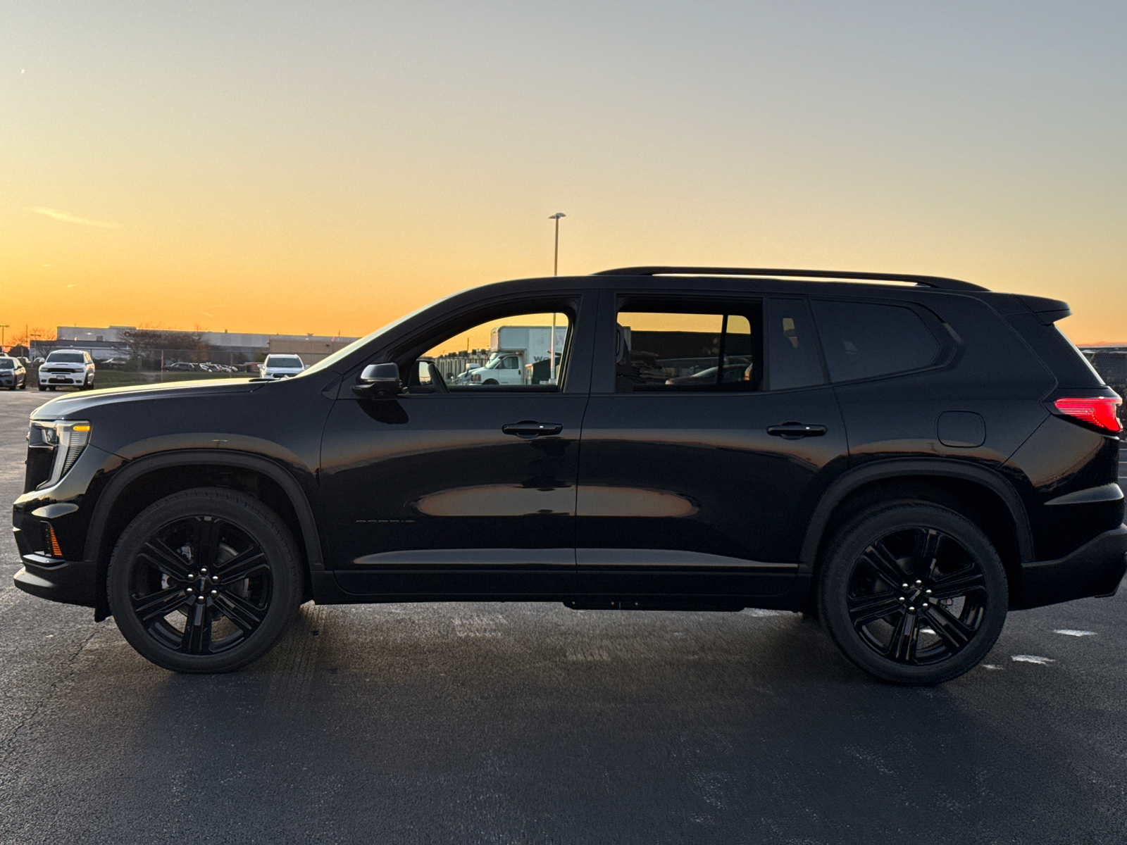 2025 GMC Acadia Elevation 5