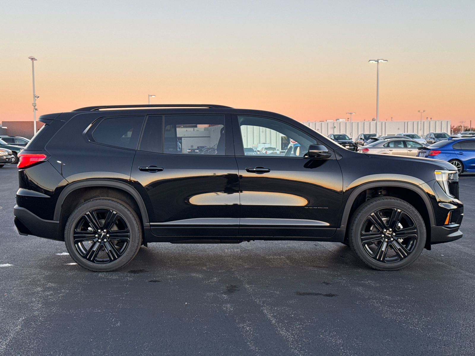 2025 GMC Acadia Elevation 9