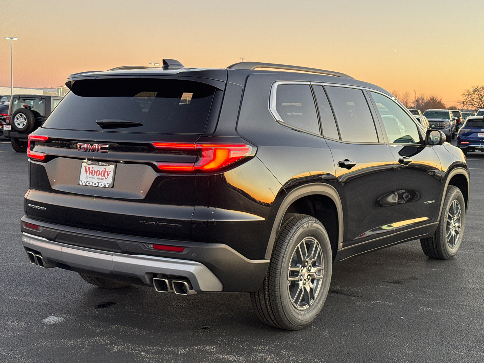 2025 GMC Acadia Elevation 8