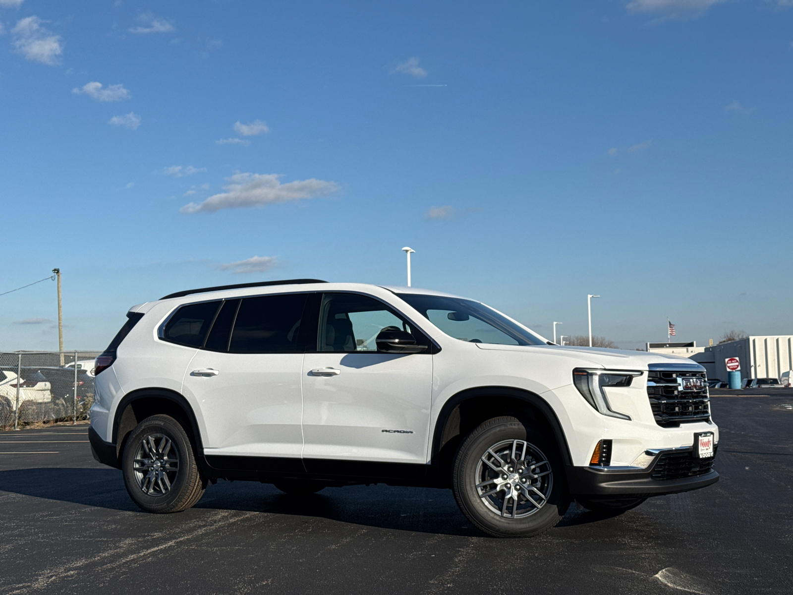 2025 GMC Acadia Elevation 2