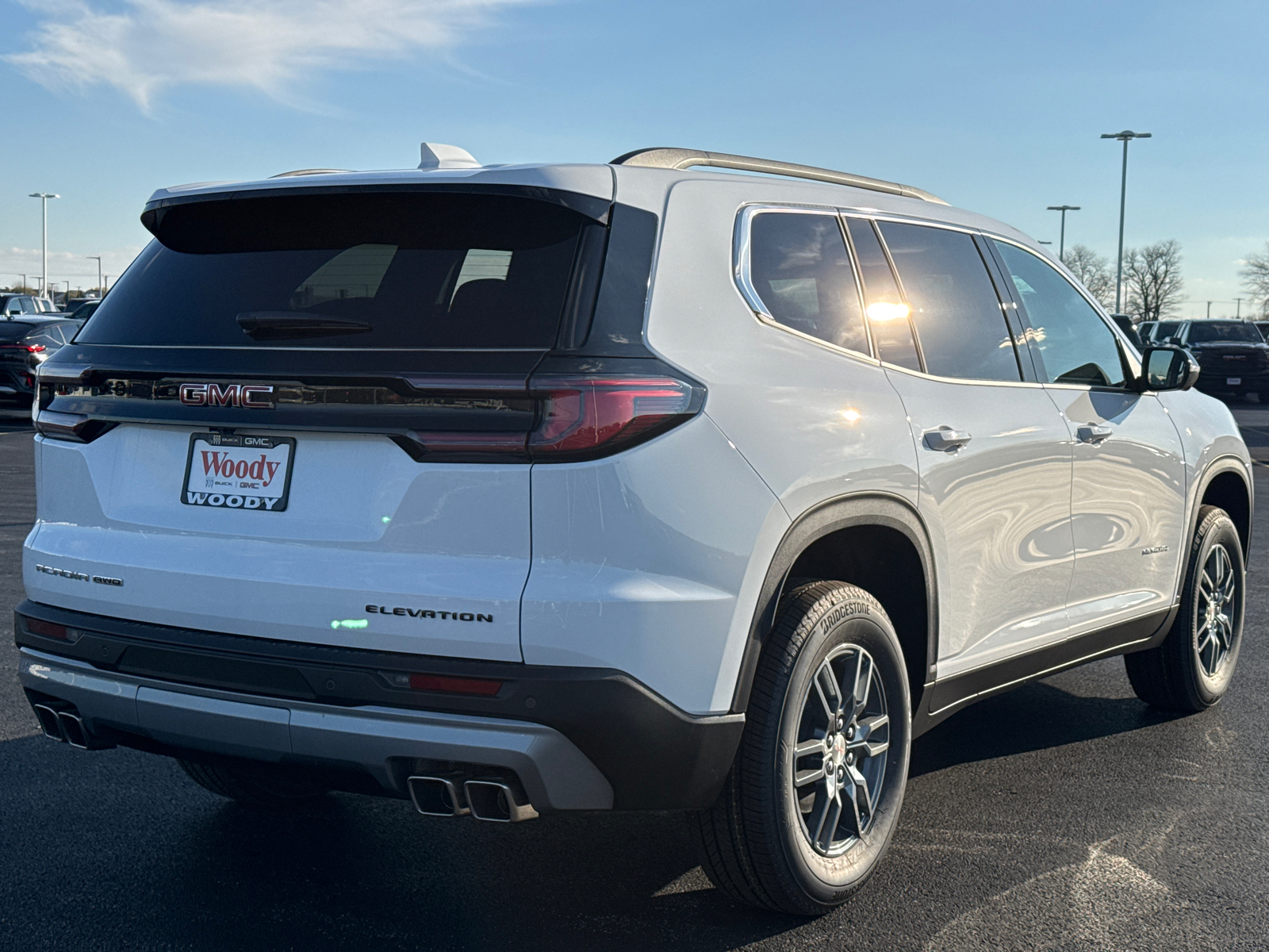 2025 GMC Acadia Elevation 8