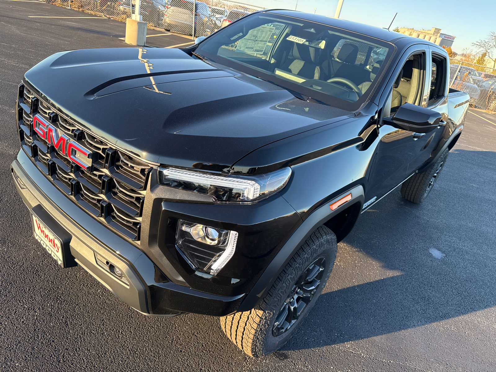 2024 GMC Canyon Elevation 10