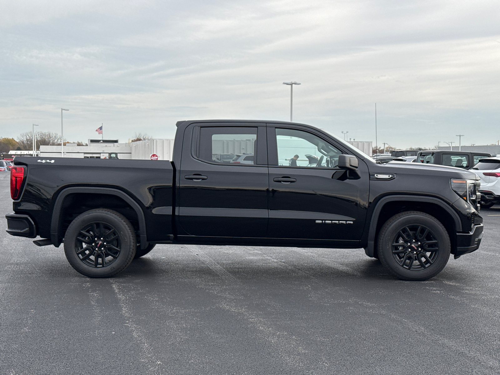 2025 GMC Sierra 1500 Pro 9