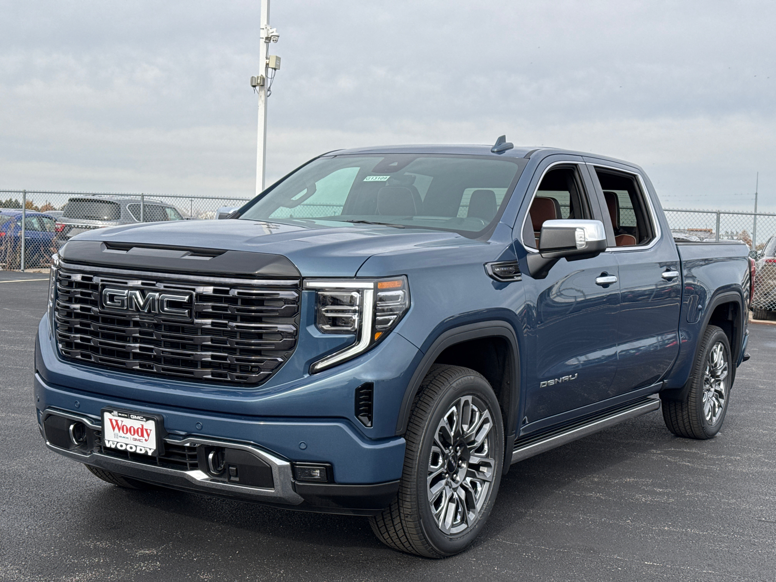 2025 GMC Sierra 1500 Denali Ultimate 4