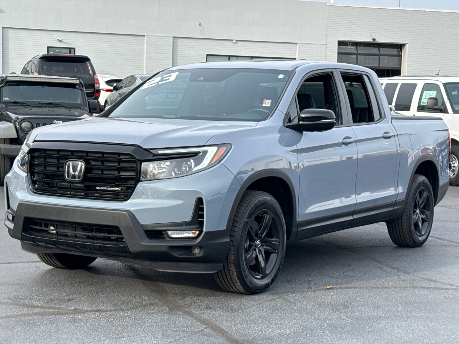 2023 Honda Ridgeline Black Edition 4