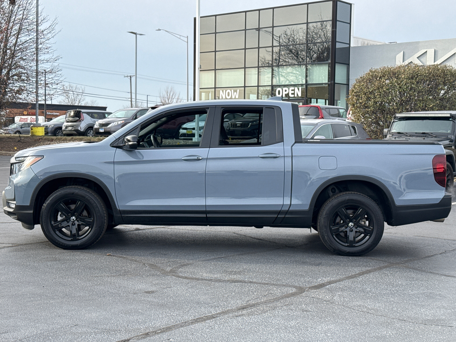 2023 Honda Ridgeline Black Edition 5