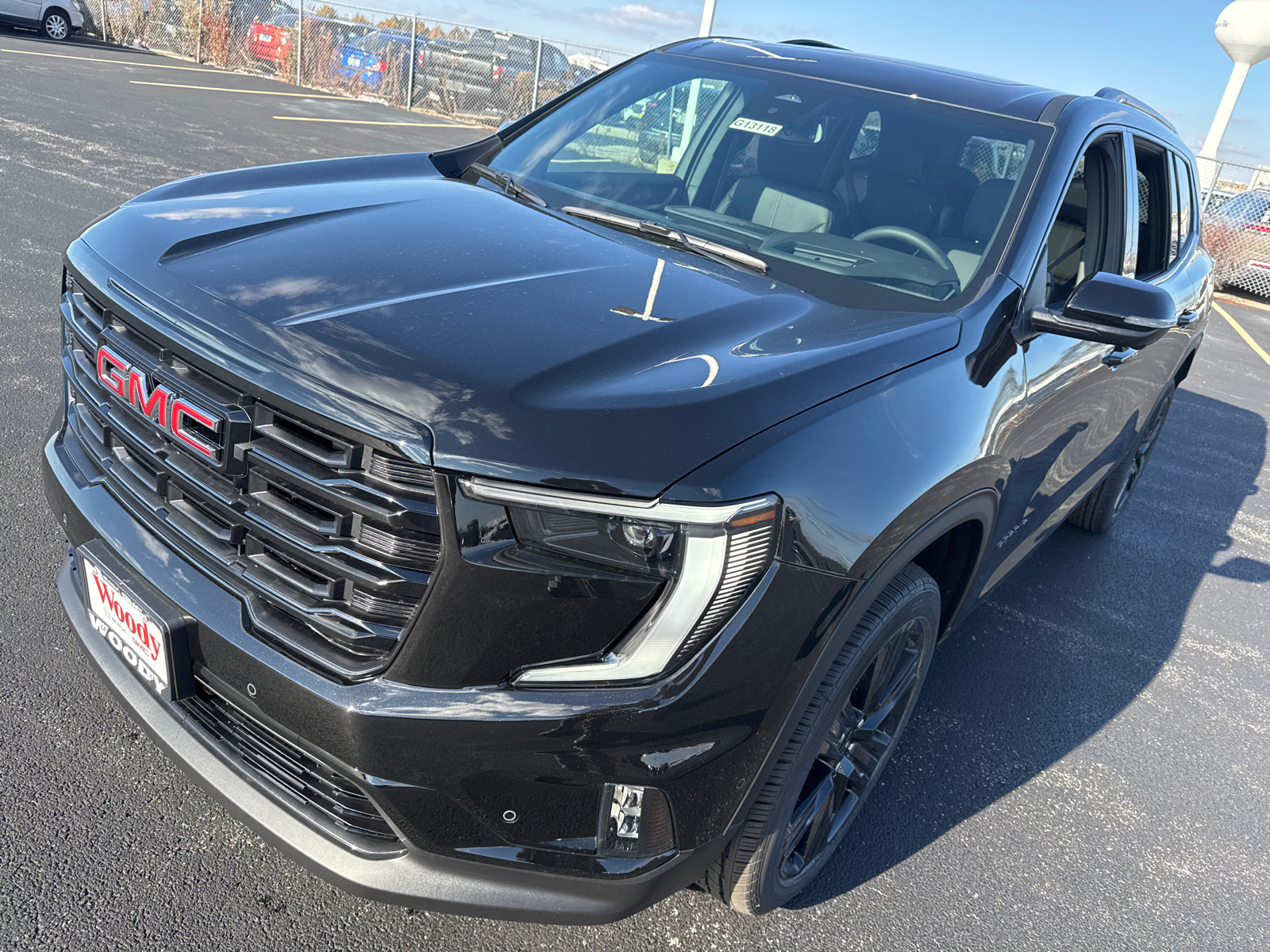 2025 GMC Acadia Elevation 10