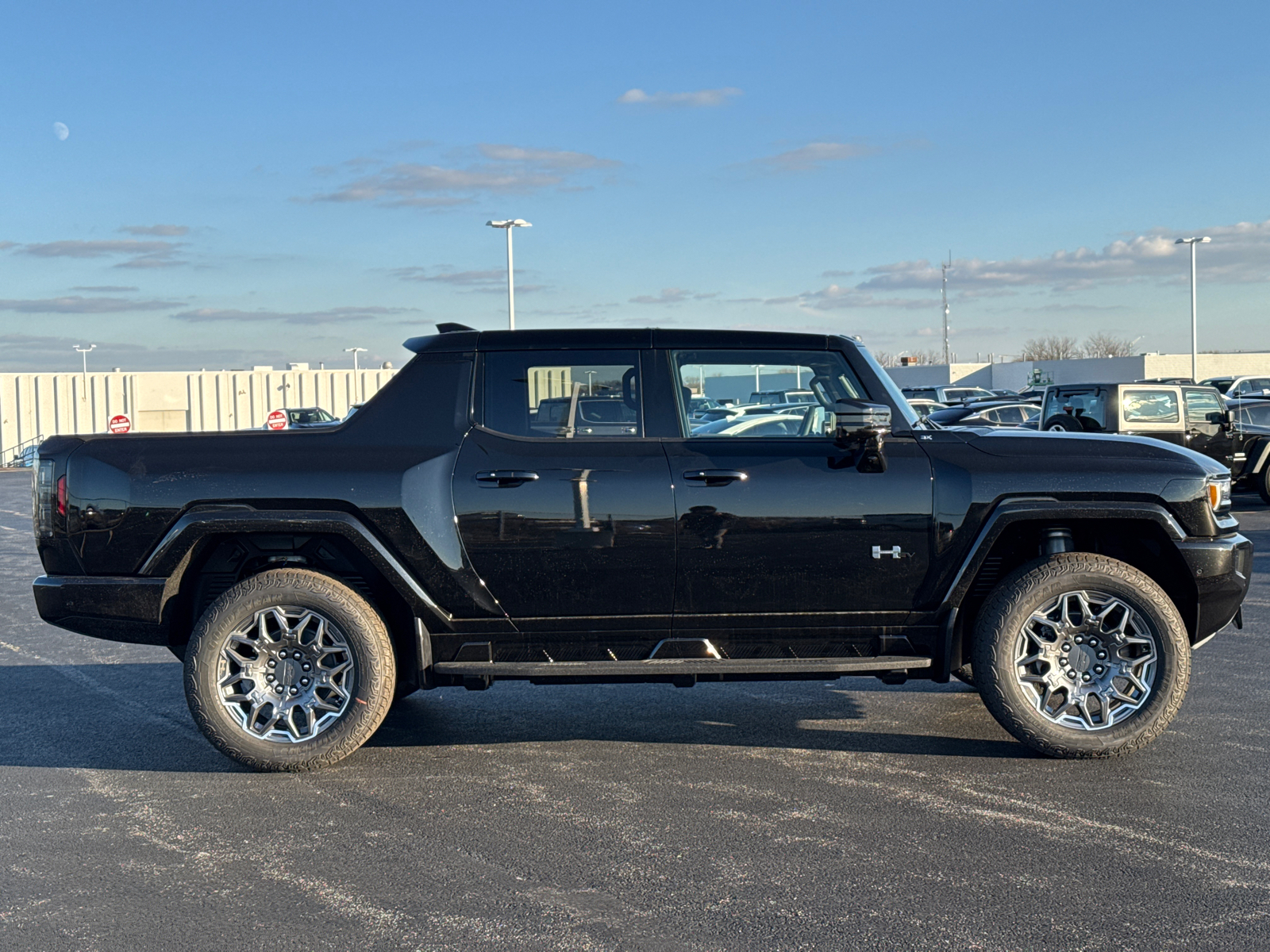 2025 GMC Hummer EV Pickup 3X 9