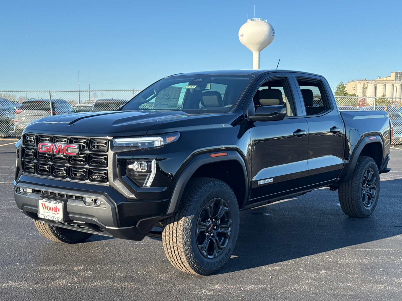 2024 GMC Canyon Elevation 4